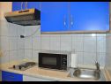 Apartments Ivi - big parking and courtyard SA2(3), SA3(2+1), SA4(2+1), SA5(2+1), SA6(2+1) Makarska - Riviera Makarska  - Studio apartment - SA5(2+1): kitchen