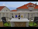 Apartments Ivi - big parking and courtyard SA2(3), SA3(2+1), SA4(2+1), SA5(2+1), SA6(2+1) Makarska - Riviera Makarska  - Studio apartment - SA6(2+1): terrace