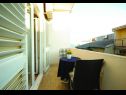 Apartments and rooms Ljuba - 130 meter from sea SA1(2), SA2(2+1), SA6(2+1), A4(2+1), R3(2+1), R7(2+1) Makarska - Riviera Makarska  - Studio apartment - SA6(2+1): terrace