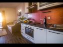 Apartments Brane A1(4) Makarska - Riviera Makarska  - Apartment - A1(4): kitchen