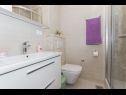 Apartments Ruza A1(4), A2(4), A3(4), A4(3+2), SA5(2), SA6(2+1), SA7(2), A8(2+2) Makarska - Riviera Makarska  - Apartment - A8(2+2): bathroom with toilet