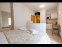 Apartments Gianni - modern & great location: SA1(2), A2(2+2), A3(2+2) Makarska - Riviera Makarska  - Studio apartment - SA1(2): detail