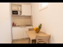 Apartments Gianni - modern & great location: SA1(2), A2(2+2), A3(2+2) Makarska - Riviera Makarska  - Studio apartment - SA1(2): kitchen