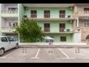 Apartments and rooms Tattoo - modern & free parking: A1(2+1), A4(2+1), A6(2+1), SA2(3), SA3(3), SA5(3), R(3) Makarska - Riviera Makarska  - parking