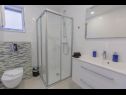 Apartments Luxury - heated pool, sauna and gym: A1(2), A2(2), A3(4), A4(2), A5(4), A6(2) Makarska - Riviera Makarska  - Apartment - A6(2): bathroom with toilet