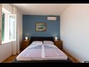 Apartments Mir A1(7) Podgora - Riviera Makarska  - Apartment - A1(7): bedroom