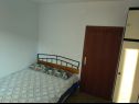 Apartments Vela - with own parking: A1(2) Podgora - Riviera Makarska  - Apartment - A1(2): bedroom