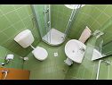 Apartments Cobra - excellent location: A1(2+2), SA2(2+1), A4(4+2) Tucepi - Riviera Makarska  - Studio apartment - SA2(2+1): bathroom with toilet