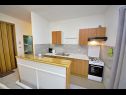 Apartments Ivo - with pool: A1(6+1) Tucepi - Riviera Makarska  - Apartment - A1(6+1): kitchen