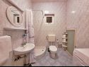 Apartments Ivo - with pool: A1(6+1) Tucepi - Riviera Makarska  - Apartment - A1(6+1): bathroom with toilet