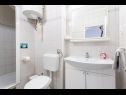 Apartments Anki - 15 m from sea: A1(4), A2(3), A3(2+1), A4 east(2+1) Zivogosce - Riviera Makarska  - Apartment - A3(2+1): bathroom with toilet