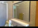 Apartments Mir A1(4) Betina - Island Murter  - Apartment - A1(4): bathroom with toilet