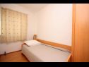 Apartments Dragan  - close to the sea & center: A2(3+1), A3(3+1), A4(3+1), A5(3+1), A6(3+1) Jezera - Island Murter  - Apartment - A2(3+1): bedroom