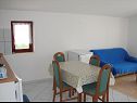 Apartments and rooms Port - great loaction and free parking: A1 Veliki(4+1) , A2 Mali(4), SA3(2), R2 Mala(2) Murter - Island Murter  - Apartment - A1 Veliki(4+1) : dining room