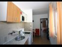 Apartments Marica - 10m from sea: SA2(2), A3(2), SA5(2), SA6(2), SA7(2) Tisno - Island Murter  - Studio apartment - SA2(2): kitchen