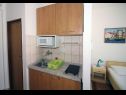 Apartments Marica - 10m from sea: SA2(2), A3(2), SA5(2), SA6(2), SA7(2) Tisno - Island Murter  - Studio apartment - SA7(2): kitchen