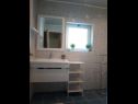 Apartments Tanja - comfortable and close to the sea A1(6) Tisno - Island Murter  - Apartment - A1(6): bathroom with toilet