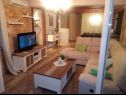 Apartments Tanja - comfortable and close to the sea A1(6) Tisno - Island Murter  - Apartment - A1(6): living room