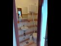 Apartments Bila - 15m from the sea: A1(6) Tisno - Island Murter  - Apartment - A1(6): bathroom with toilet