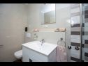 Apartments Ante - 200 m from sea : A1(2+1), A2(2+1), A3(2+2), A5(2+1), A6(2+1), A7(2), A8(2+1) Duce - Riviera Omis  - Apartment - A2(2+1): bathroom with toilet