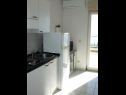Apartments Mari - 40 m from sea: A1(4), A2(2+2), SA3(2) Krilo Jesenice - Riviera Omis  - Apartment - A2(2+2): kitchen