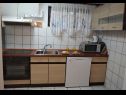 Apartments Zorica - with view: A1(4+1), SA2(2+1), SA3(2+1), SA4(2+1), A5(10+2) Marusici - Riviera Omis  - Apartment - A5(10+2): kitchen