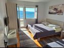 Apartments Ivan - with parking : A1(3), A2(2) bungalov, A3(2) Omis - Riviera Omis  - Apartment - A1(3): bedroom
