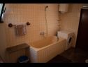 Apartments Ozren - amazing sea view: A1(7+1), A2(4+1) Omis - Riviera Omis  - Apartment - A1(7+1): bathroom with toilet
