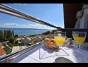 Apartments Rene - seaview & parking space: A1(2+2), A2(2+2), A3(6+2) Omis - Riviera Omis  - Apartment - A3(6+2): balcony