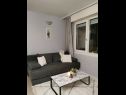 Apartments Jozo - with terrace : A1(2+2) Omis - Riviera Omis  - Apartment - A1(2+2): living room
