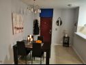 Apartments Jozo - with terrace : A1(2+2) Omis - Riviera Omis  - Apartment - A1(2+2): dining room