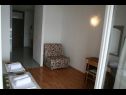 Apartments Ivo - sea view; A1(2+2), A3(2+2), A5(4), SA4(2+1), SA2(2+1) Pisak - Riviera Omis  - Studio apartment - SA4(2+1): living room