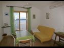 Apartments Niko - 50 m from pebble beach: SA1(2+1), SA2(2+1), SA3(2+1), A4(3+1), A5 Prizemlje(3+1), A6 Prvi kat(3+1) Pisak - Riviera Omis  - Apartment - A4(3+1): living room