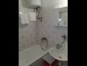 Apartments Gorda - by the sea: A1(2+2) Pisak - Riviera Omis  - Apartment - A1(2+2): bathroom with toilet
