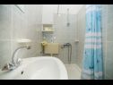 Apartments Saga - with swimming pool A2(2+1), A3(6) Ruskamen - Riviera Omis  - Apartment - A3(6): bathroom with toilet