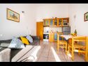 Apartments Bari - 140 m from beach: A1(4+1), A2(4), A3(2+2) Mandre - Island Pag  - Apartment - A2(4): living room