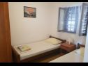 Holiday home Mare - 50 m from beach: H(8+3) Mandre - Island Pag  - Croatia - H(8+3): bedroom