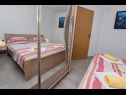 Apartments Mark - 200 m from sea: M1(2+2), M2(2+2), M3(2+2), M4(2+2), M5(4+2) Novalja - Island Pag  - Apartment - M1(2+2): bedroom