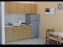 Apartments Sime - 800 m from sea: A1(2+2), A2(2+2), A3(2+2), A4(4+2) Novalja - Island Pag  - Apartment - A2(2+2): kitchen