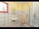 Apartments Jadra - 28 m from beach: A1(2+2), A2(5), A3(2+3), A4(6) Stara Novalja - Island Pag  - Apartment - A1(2+2): bathroom with toilet