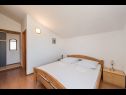 Apartments Jadra - 28 m from beach: A1(2+2), A2(5), A3(2+3), A4(6) Stara Novalja - Island Pag  - Apartment - A3(2+3): bedroom