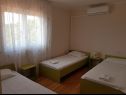 Apartments Jope - 60 m from beach: 1 - A0(4), 2 - A1(4), 3 - A2(4+2), 4 - A3(6+1), 5 - A4(4), 6 - A5(2), 7 - A6(2+1), 8 - A7(2+1), 9 - SA8(2), 10 - SA9(2), 11 - SA10(2) Stara Novalja - Island Pag  - Apartment - 7 - A6(2+1): bedroom