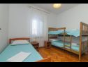 Apartments Krešo - 100 m from sea A1 desni(4+1), A2 lijevi(5), A3(2) Tkon - Island Pasman  - Apartment - A2 lijevi(5): bedroom