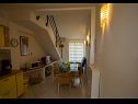 Apartments Daju - 3 colours: A1 plavi(2+2), A2 žuti(4+1), A3 narančasti(2) Zdrelac - Island Pasman  - Apartment - A2 žuti(4+1): living room