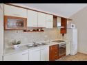 Apartments Suzana - green oasis; A1(2+2), A2(2+2) Zdrelac - Island Pasman  - Apartment - A1(2+2): kitchen