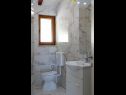 Holiday home Three holiday homes: H1 Azur (4), H2 Wood (4), H3 Ston (4+2) Orebic - Peljesac peninsula  - Croatia - H1 Azur (4): toilet