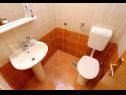 Apartments Stuk- with terrase and close to the sea A1(4+1), A2(3+2) Orebic - Peljesac peninsula  - Apartment - A2(3+2): bathroom with toilet