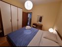 Apartments Dami - 100m from the sea A1 Sun(2+1), A2 Earth(2+1), A3 Sea(2+1), A4 Wind(2+1) Orebic - Peljesac peninsula  - Apartment - A2 Earth(2+1): bedroom