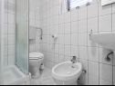 Apartments Sugor - 70 m from sea : Plavi-SA2(2), A1(4), A3 Novi(2) Viganj - Peljesac peninsula  - Apartment - A3 Novi(2): bathroom with toilet