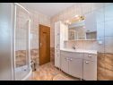 Apartments Duša - with great view: A1(4+1), A3 I kat(2+1), A2 II kat(2+1) Banjol - Island Rab  - Apartment - A3 I kat(2+1): bathroom with toilet
